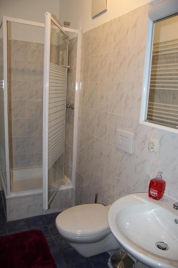 Gemutliche 2 Zimmer Wohnung - Im Herzen Von Trier Buitenkant foto